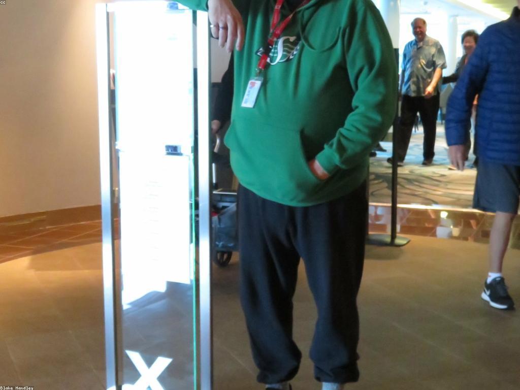 ការពិនិត្យនិងវាយតម្លៃឧបករណ៍ស្លុត