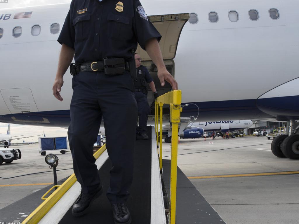 សំណួរបន្ថែម៖ យ៉ាងដូចម្តេចដើម្បីបង្កើនការទំនាក់ទំនងនៅកន្លែងធ្វើការ