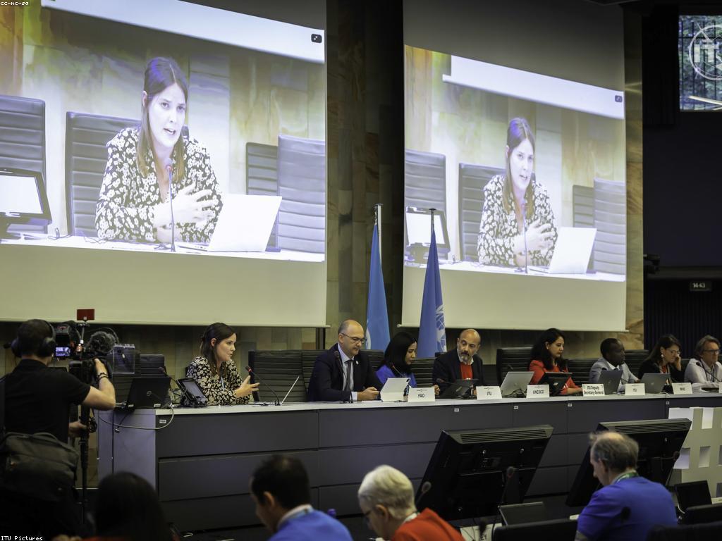 ផលប៉ះពាល់នៃព័ត៌មានស្លតចំពោះវប្បធម៌